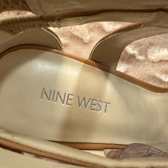 Nine West sandals beige size 9 brand new - Picture 4 of 5